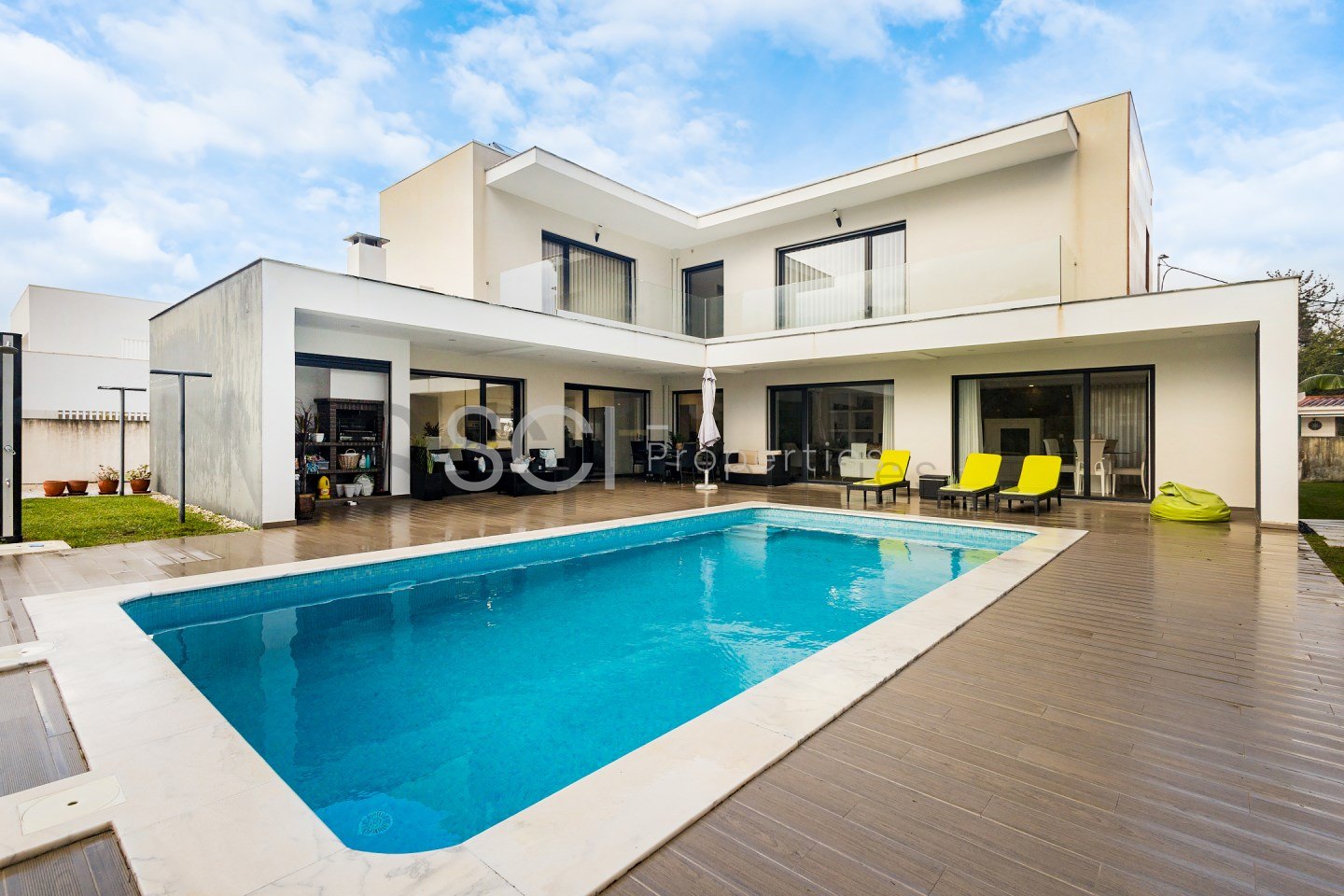 Verdizela Pool Villa T4